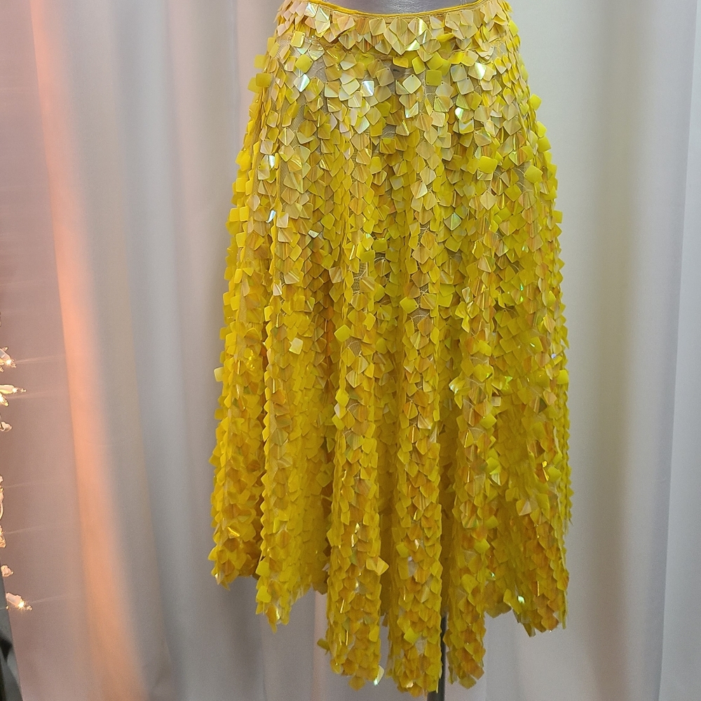 Celb.Designer Maggie Barry handmade mesh & sequence mid length swing skirt.